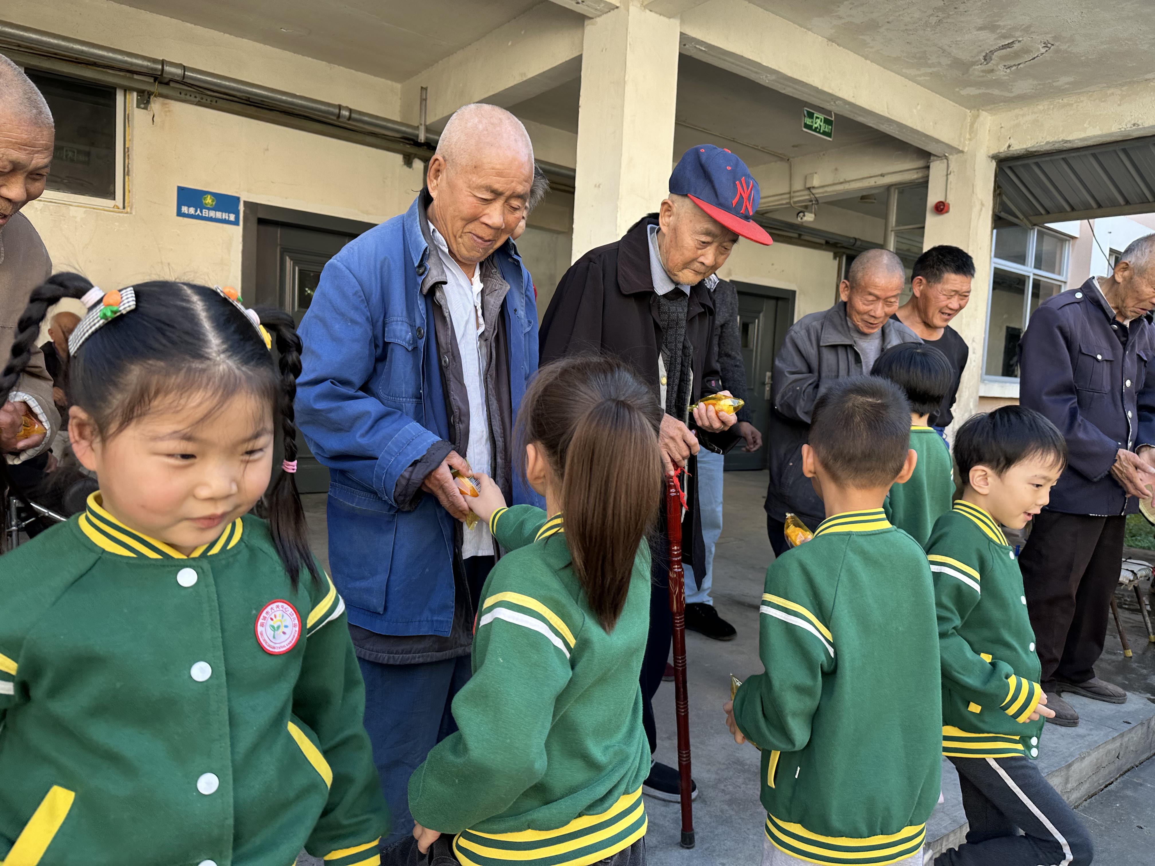 9d2d64a80c5b4d3aeed6dd06193615e