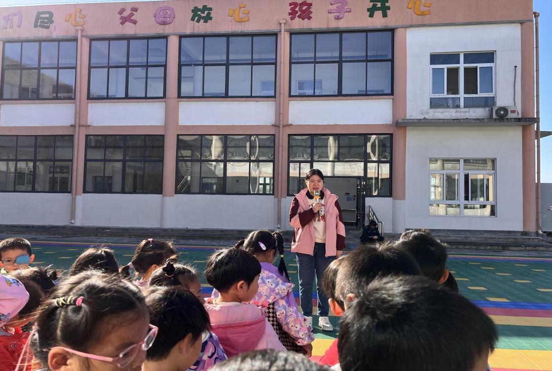 ff994f0b5e08e44bfa05a1c6921c96b