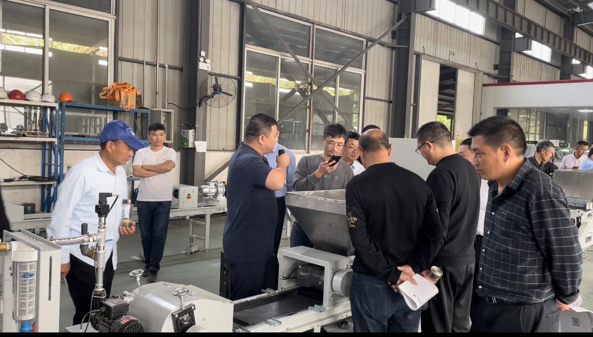 cea1d959-4d54-4919-8475-fb3c779149a3