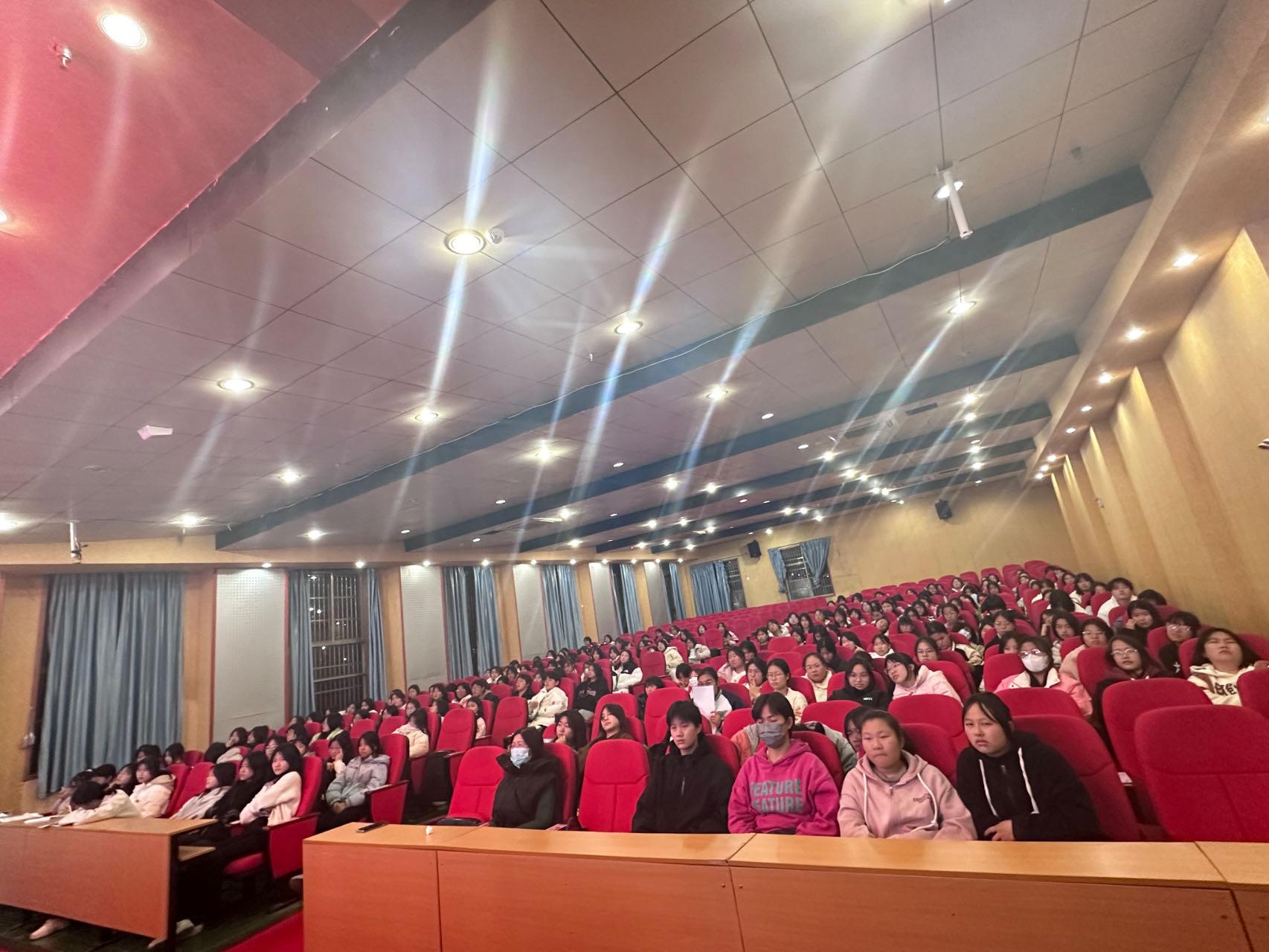 Macintosh HD:Users:apple:Library:Containers:com.tencent.xinWeChat:Data:Library:Application Support:com.tencent.xinWeChat:2.0b4.0.9:37ad6f04623fe5fc423677c644cd4a92:Message:MessageTemp:9e20f478899dc29eb19741386f9343c8:Image:21700836999_.pic.jpg