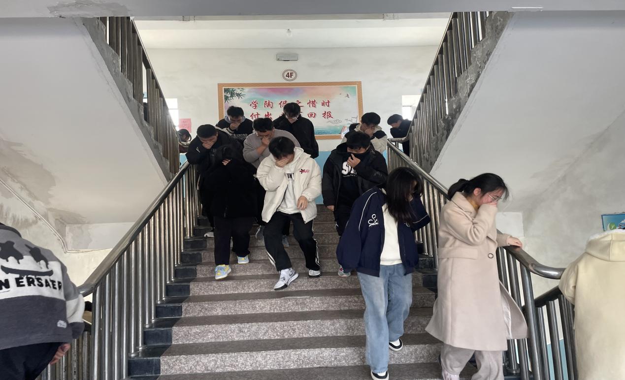 b1dc795777635aa7c093b8d4c6499fb