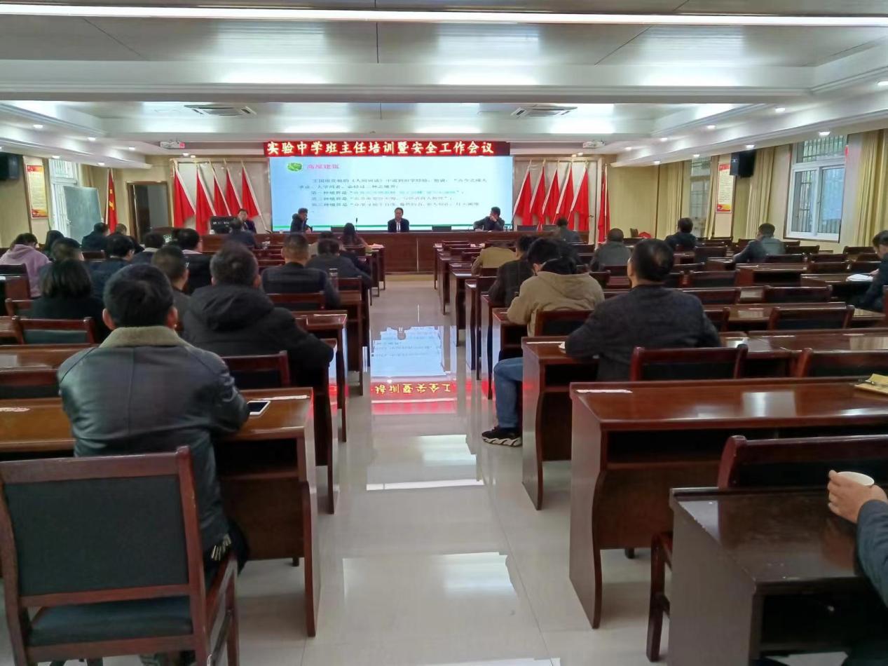 a06cc49e18127b0d3c0a0a1ce4b111e