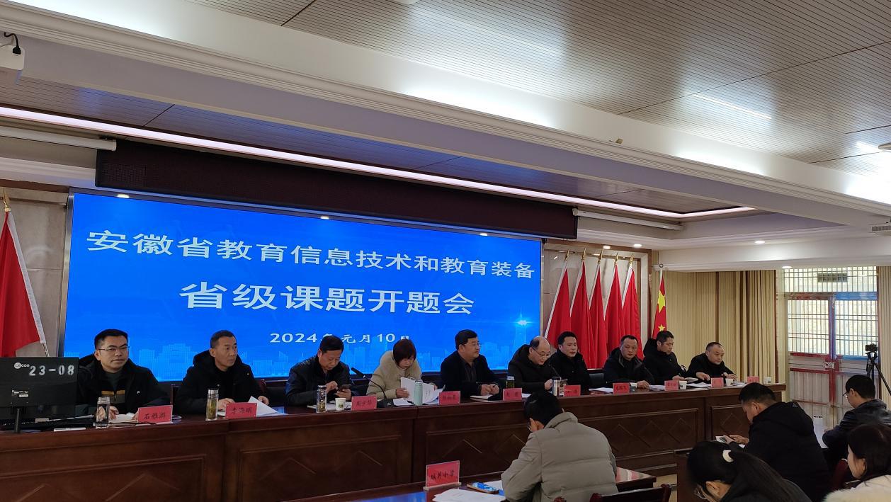 7ef0d5bc0e42276b629aa21955f52c5