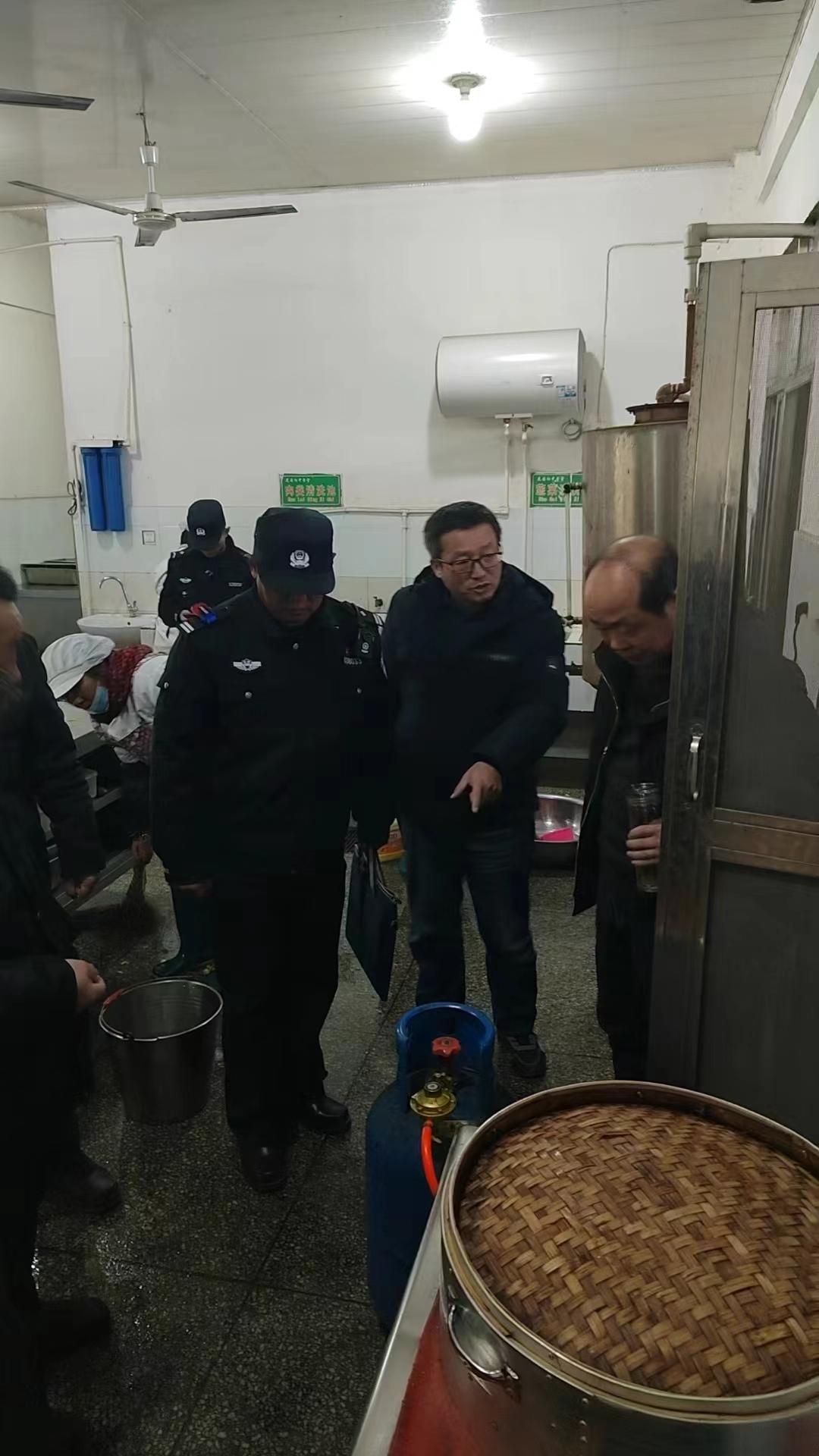 4dc2efca390ed2ff34590bd4added61