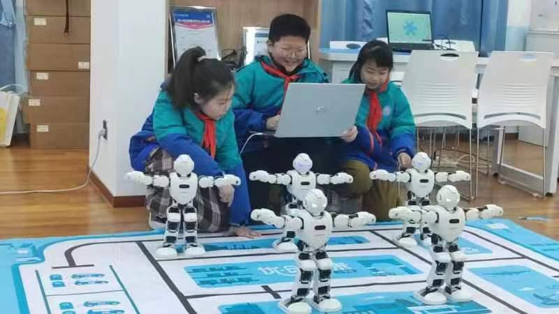 学生1