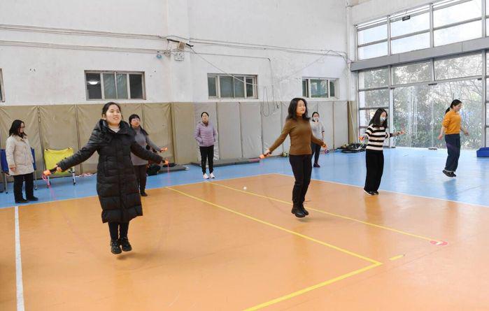 https://www.wnmc.edu.cn/_upload/article/images/48/54/f4c7b4af400899a2b3941bc98193/59760729-053a-4e31-9a04-53d58e68b216.jpg