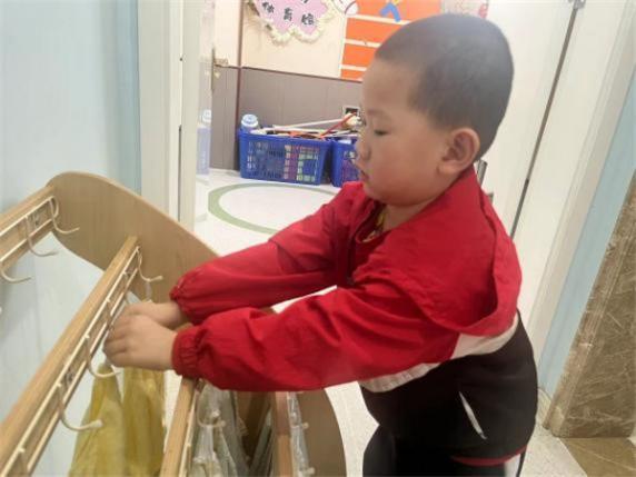 C:/Users/MI/Desktop/长幼教育集团天成分园：衔接有方，成长有章（十七）——我真的很棒/长幼教育集团天成分园：衔接有方，成长有章（十七）——我真的很棒/缩略图/29.jpg29