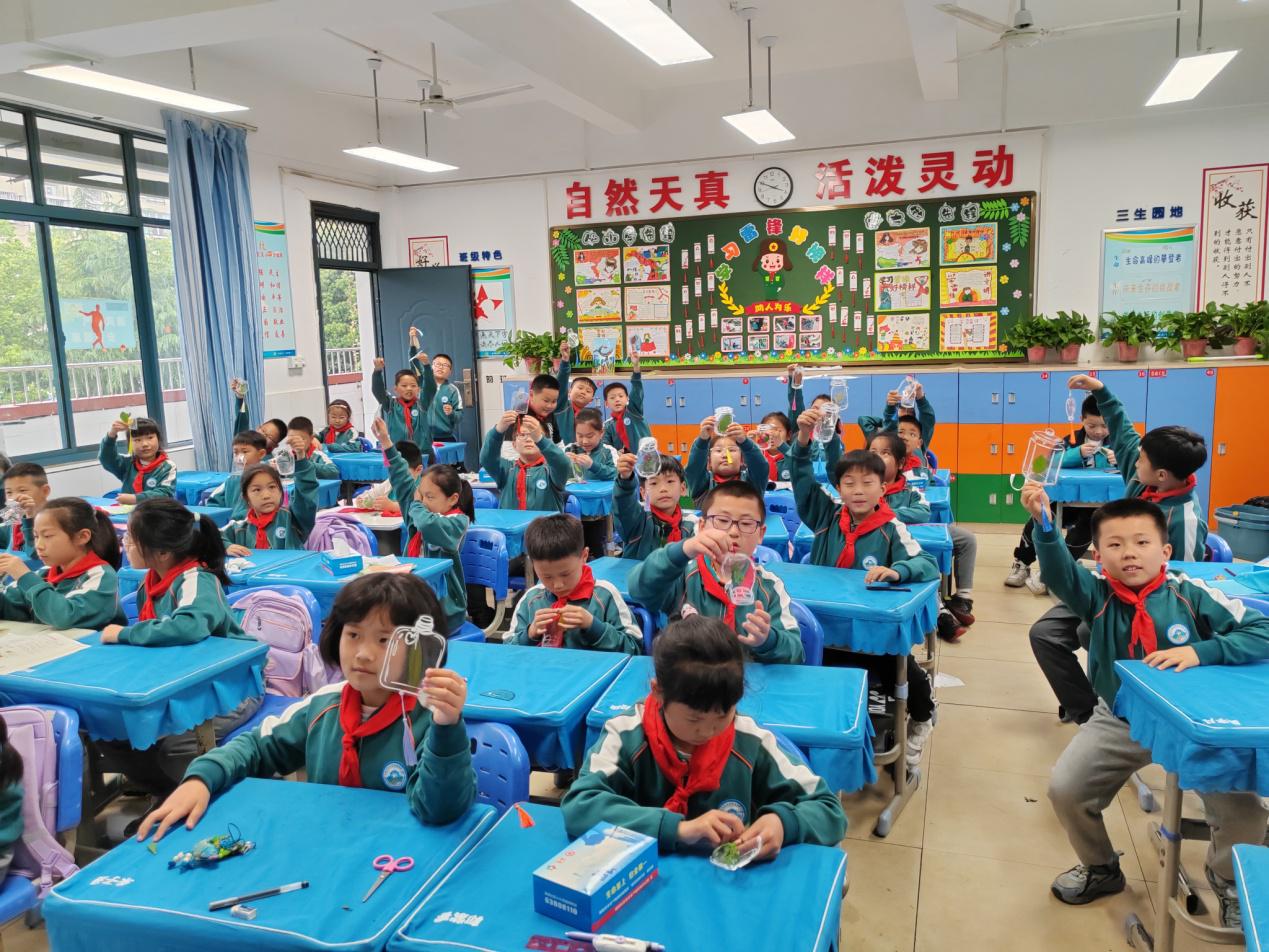 C:\Users\llp\Desktop\合肥市锦绣小学红色教育讲座进校园活动\图5.jpg