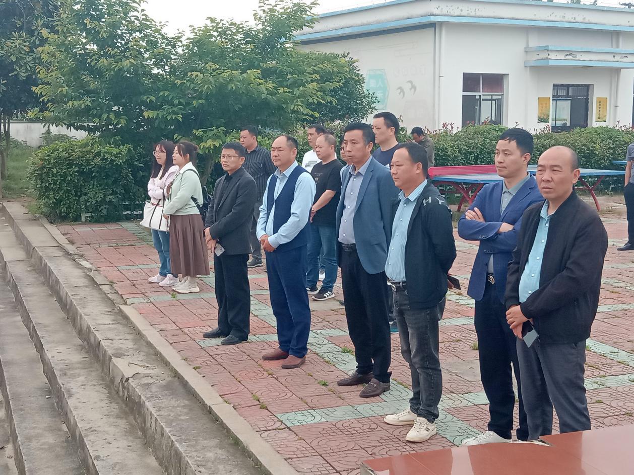 16c21381065ddc4460f2a5ddc7e5e81