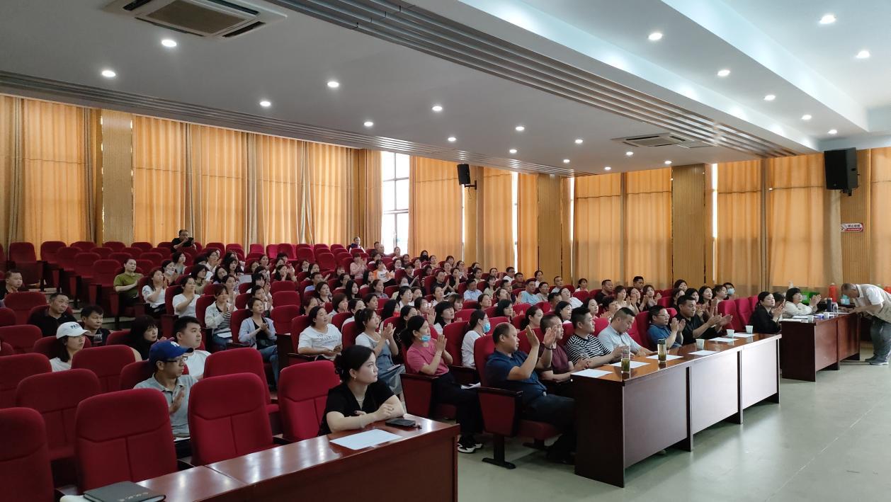 2b2c02921cf924636e381ff5a1182ee