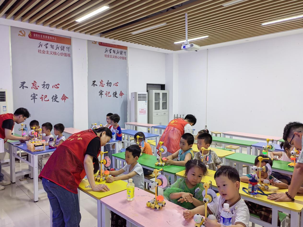 2024年7月16日下午2：30-4：00乐高积木搭建第2节课 (9)