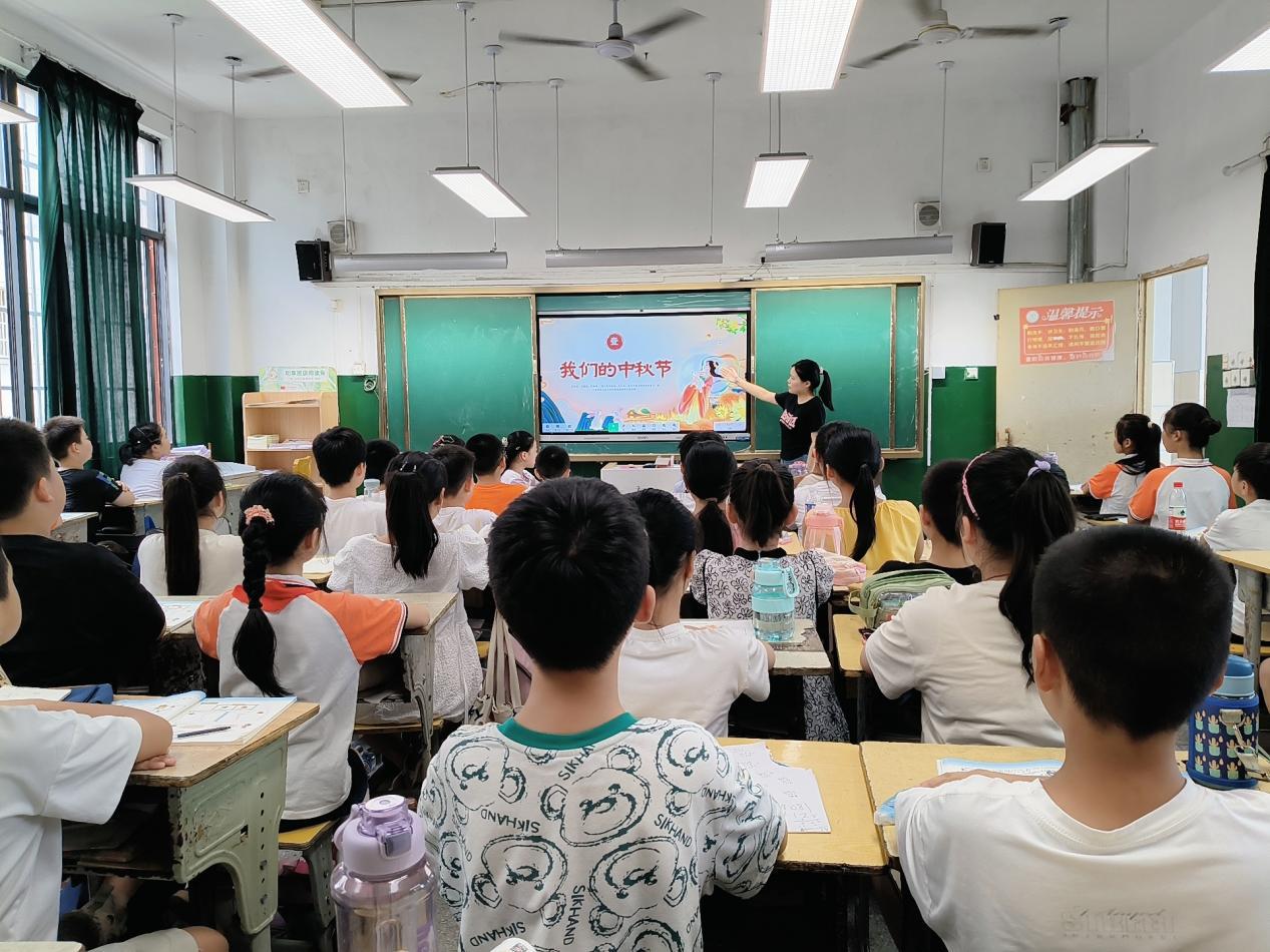 f77abab4c6bdea712d384716908b0c4