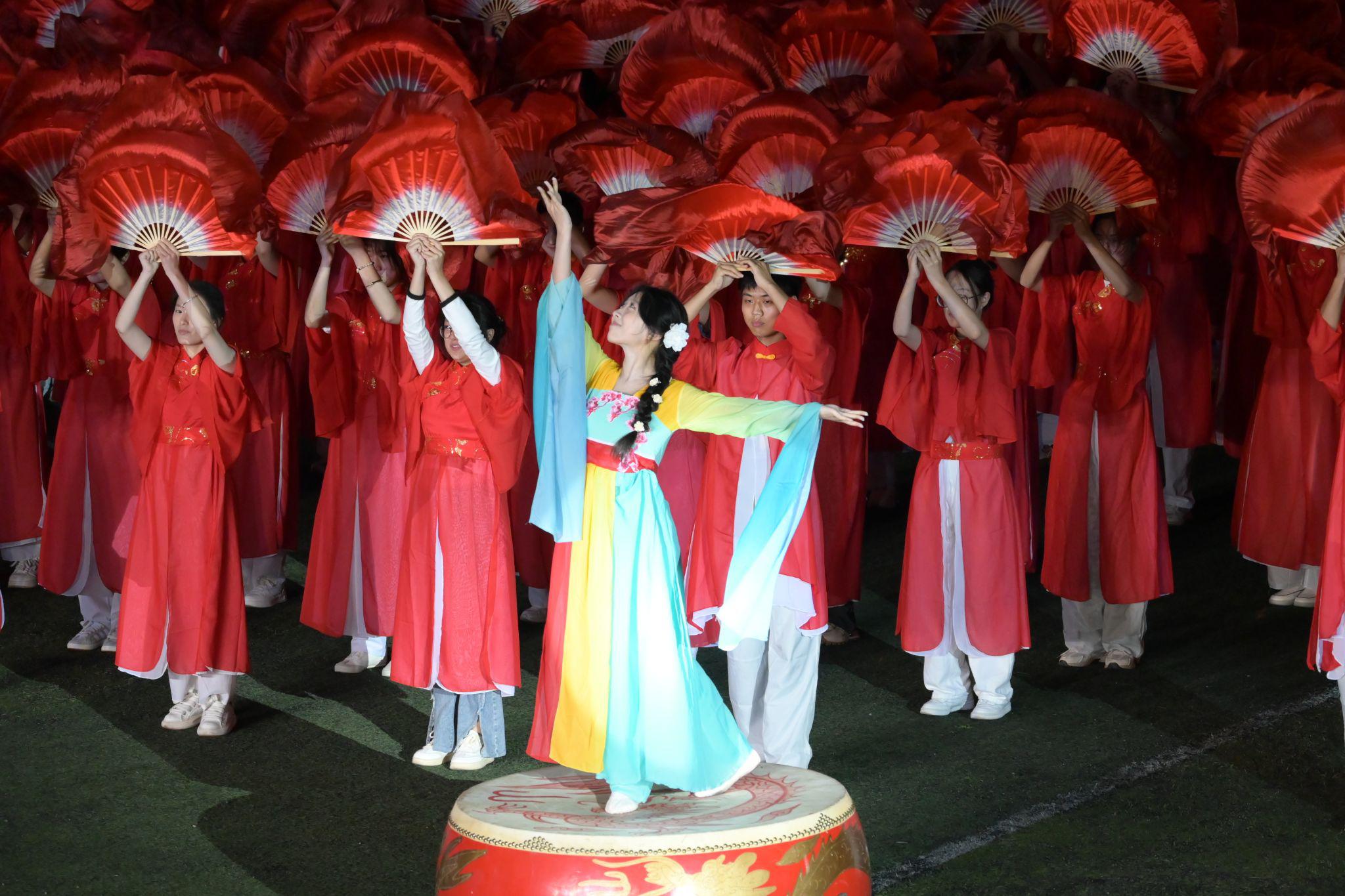 https://www.wnmc.edu.cn/__local/3/2A/06/0C89694A64A6701A9D44D0348DA_FD974FE2_56214.jpg