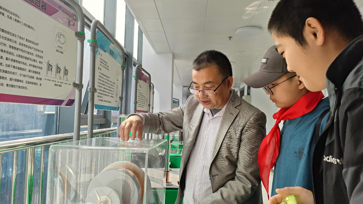 G:\微信聊天文件\WeChat Files\wxid_753roh6dptk322\FileStorage\Temp\9867fa35d2e0cde4167867a9d27ec4d.jpg