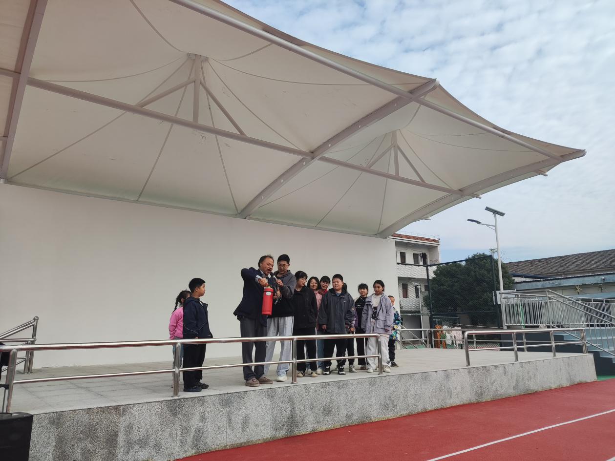 05969657423fa10ff0e0c566d548ca8