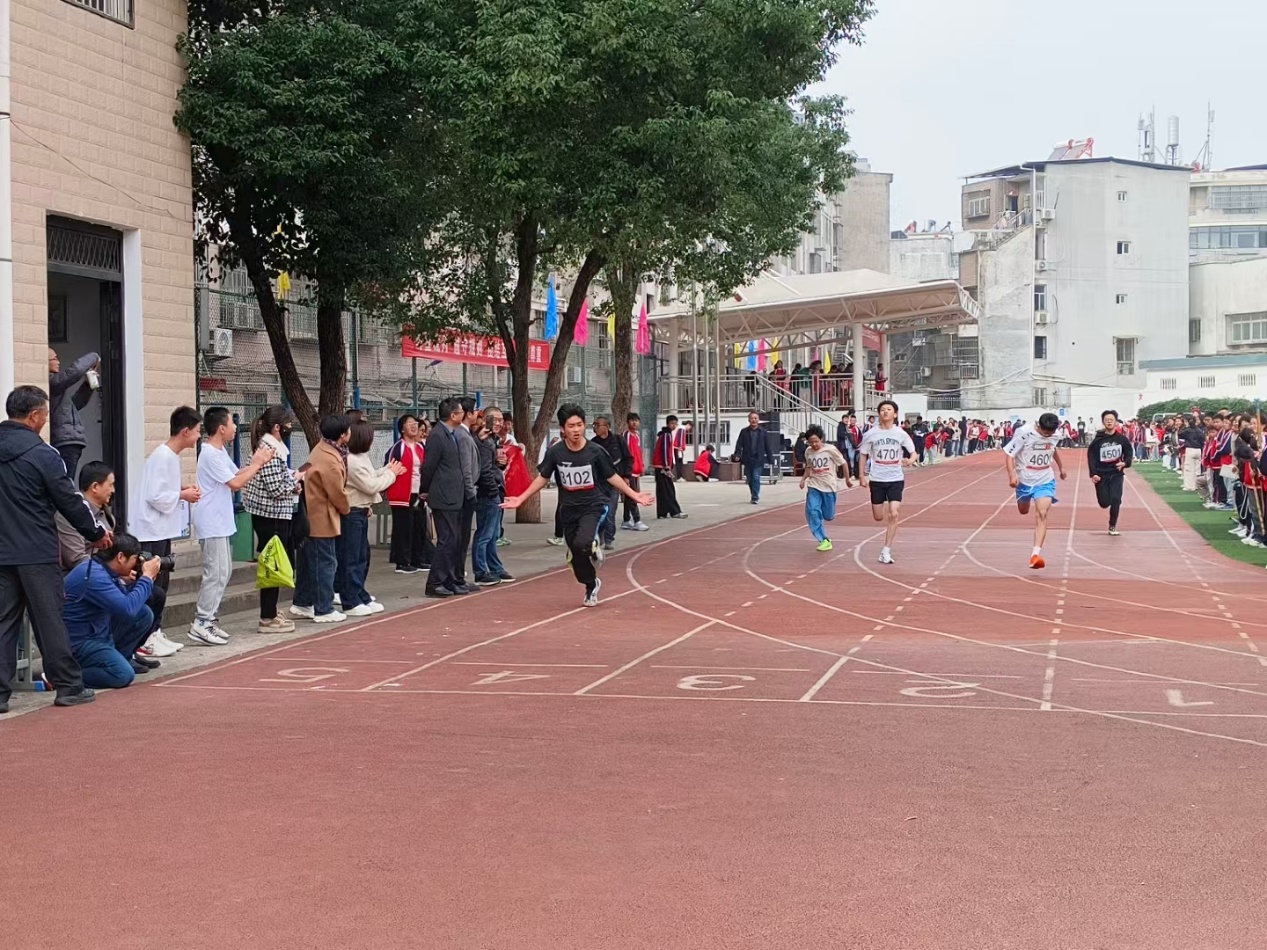 G:\微信聊天文件\WeChat Files\wxid_753roh6dptk322\FileStorage\Temp\4ba8b2113b4a5a93e3e7a626b58e36d.jpg