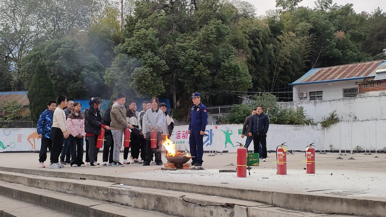 e8d8d32cfd14d510dd340e0f0a7a9a4