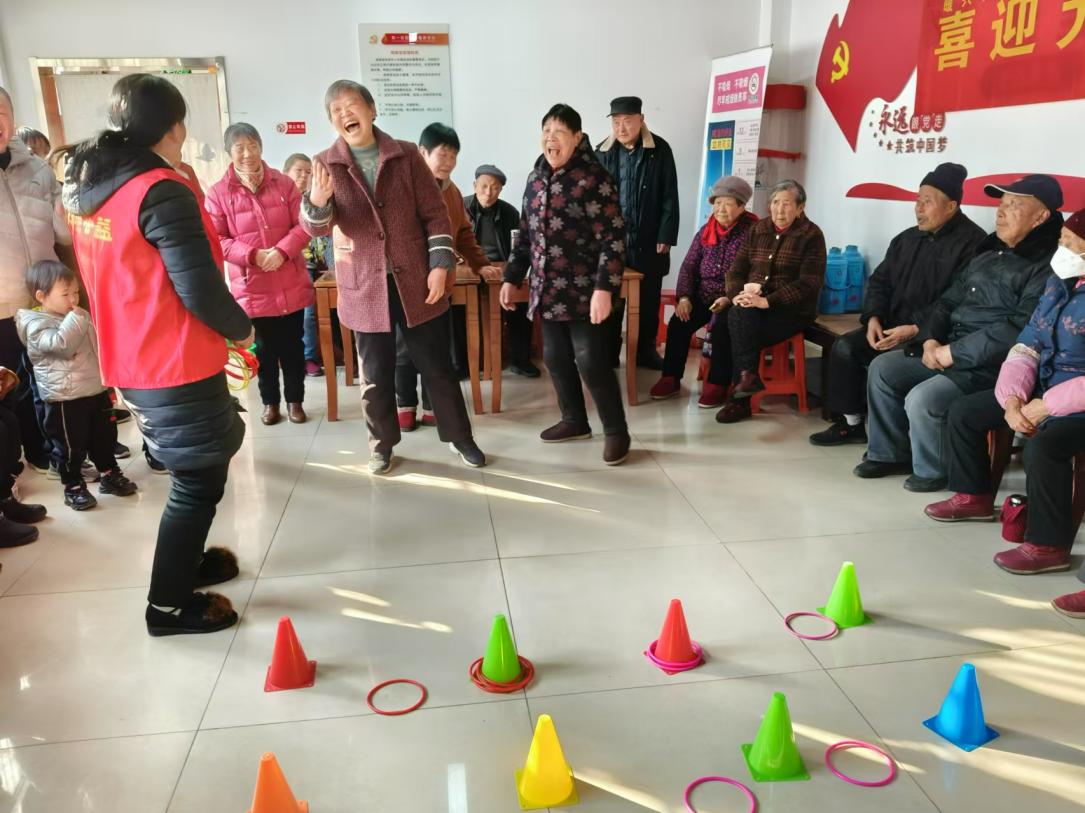 C:/Users/Administrator/Desktop/阳光公益/2024.11-2025.10/2024.12/12.30暖兴园：喜迎元旦 乐享晚年/0cfa00d07f1886a0edaf31dfbbe447c.jpg0cfa00d07f1886a0edaf31dfbbe447c