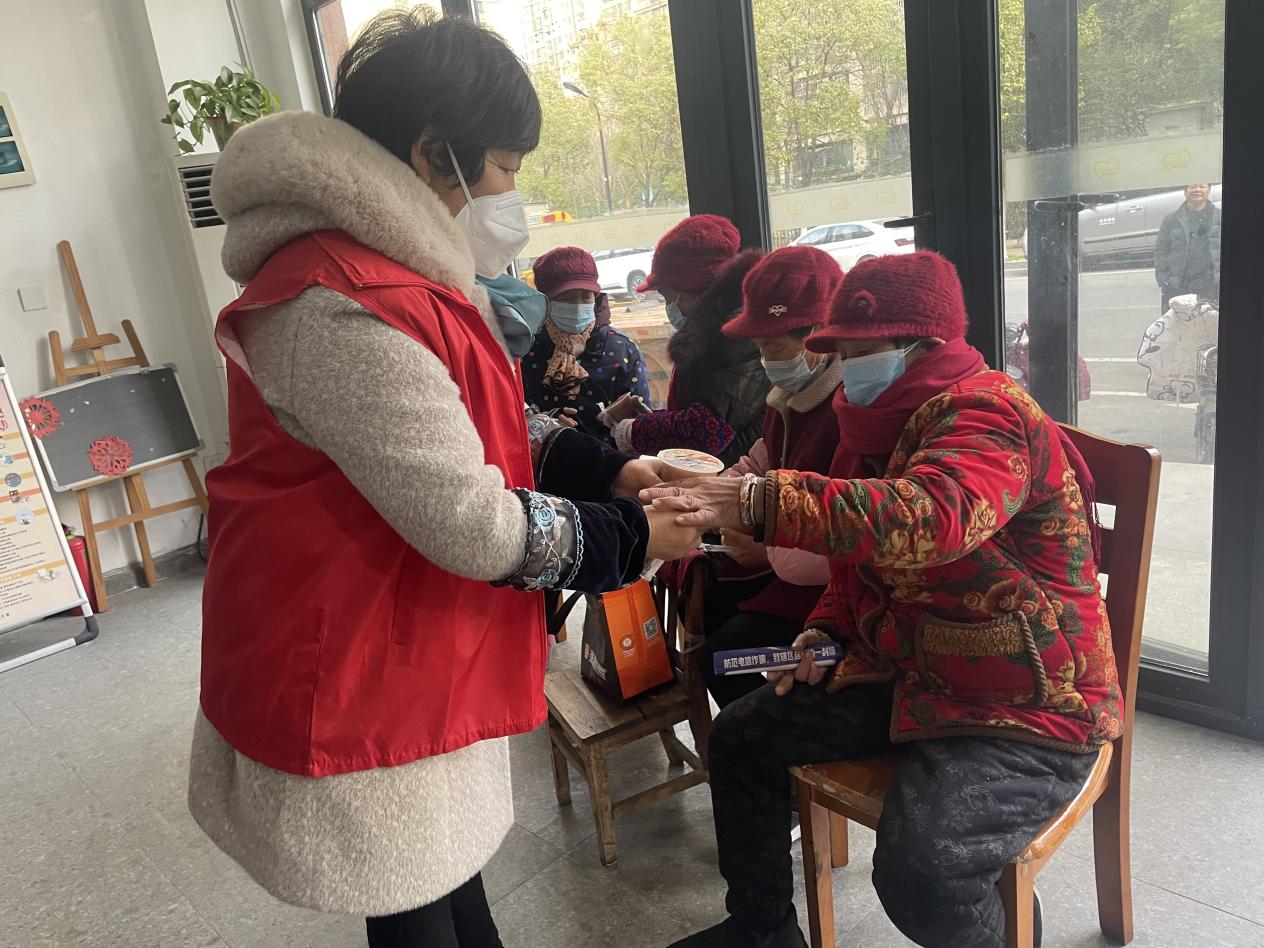 3c89803a61442a8a5a5225d3ccfe945