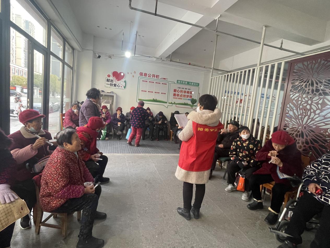 611ad6cc771d197faf2e41cd8e1e73c