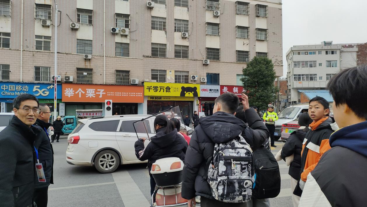 dd05de10a09c265a8d1d46355fc82bb