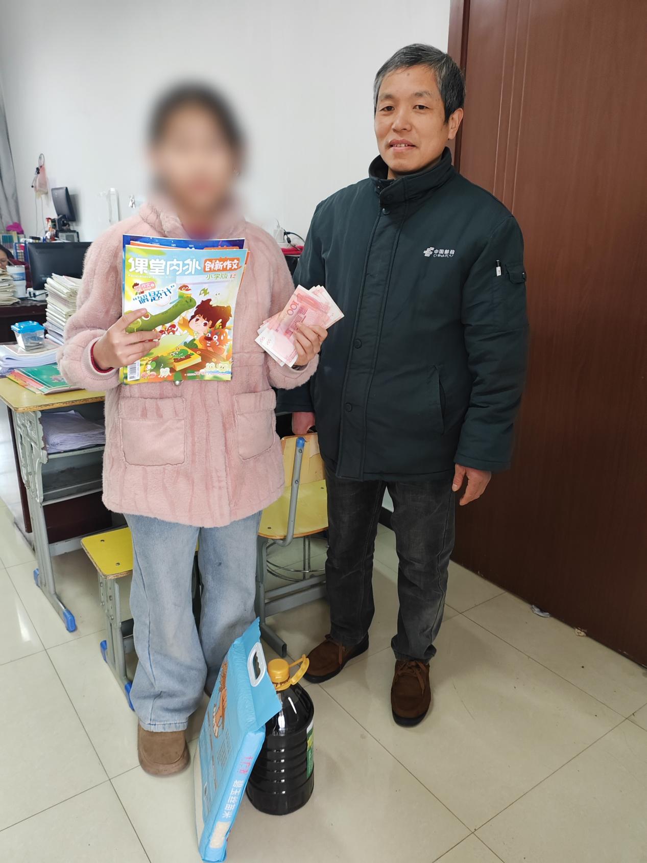 1934cbcfee884d3a8863af0f61ad9ae