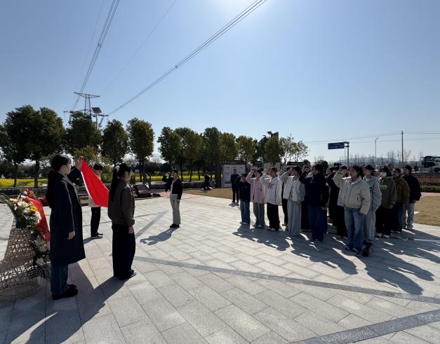 b7379ce577562c47eea1fd52893bf8d