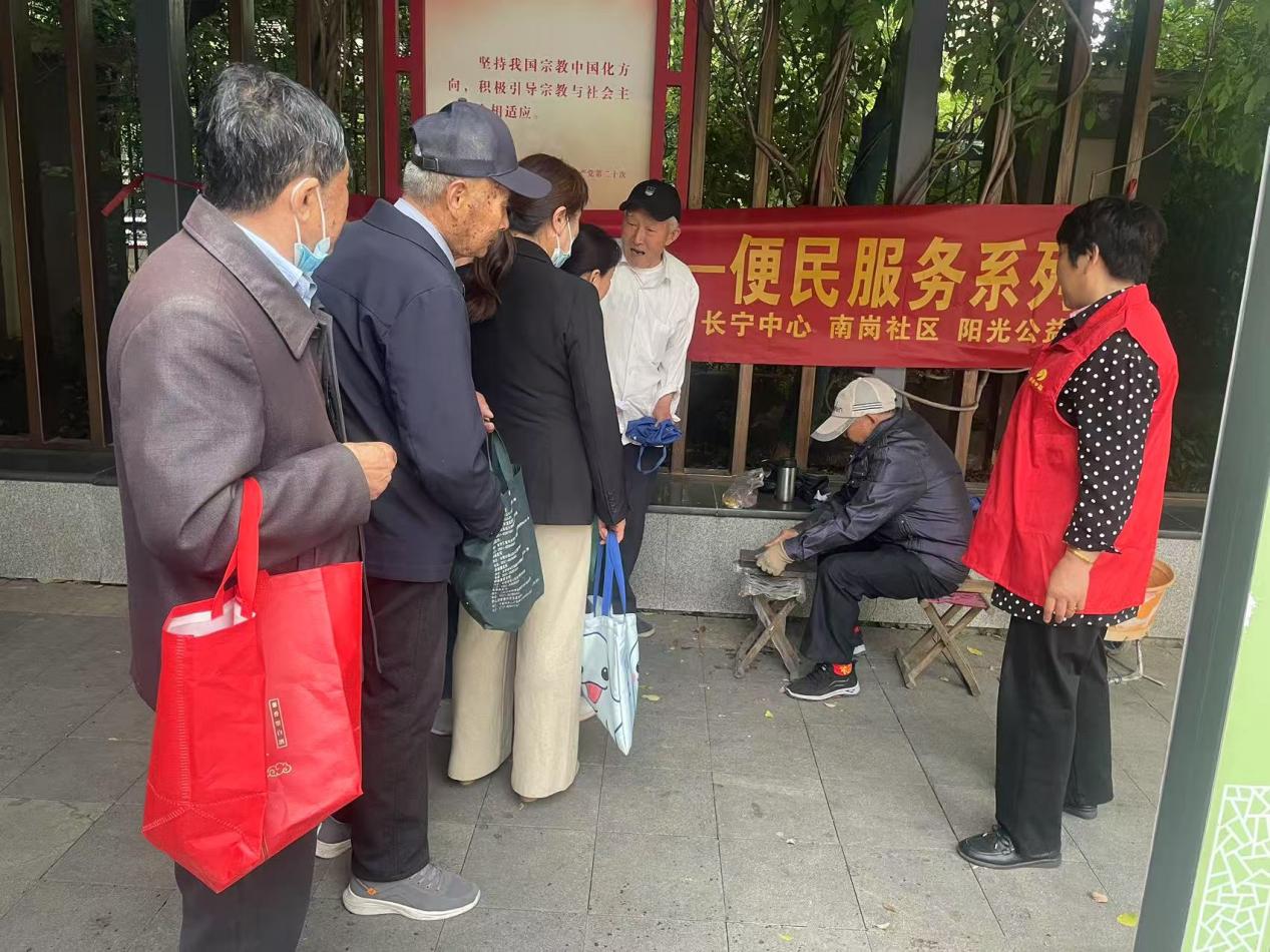 e373264fc703128c705f302cdb1e0eb