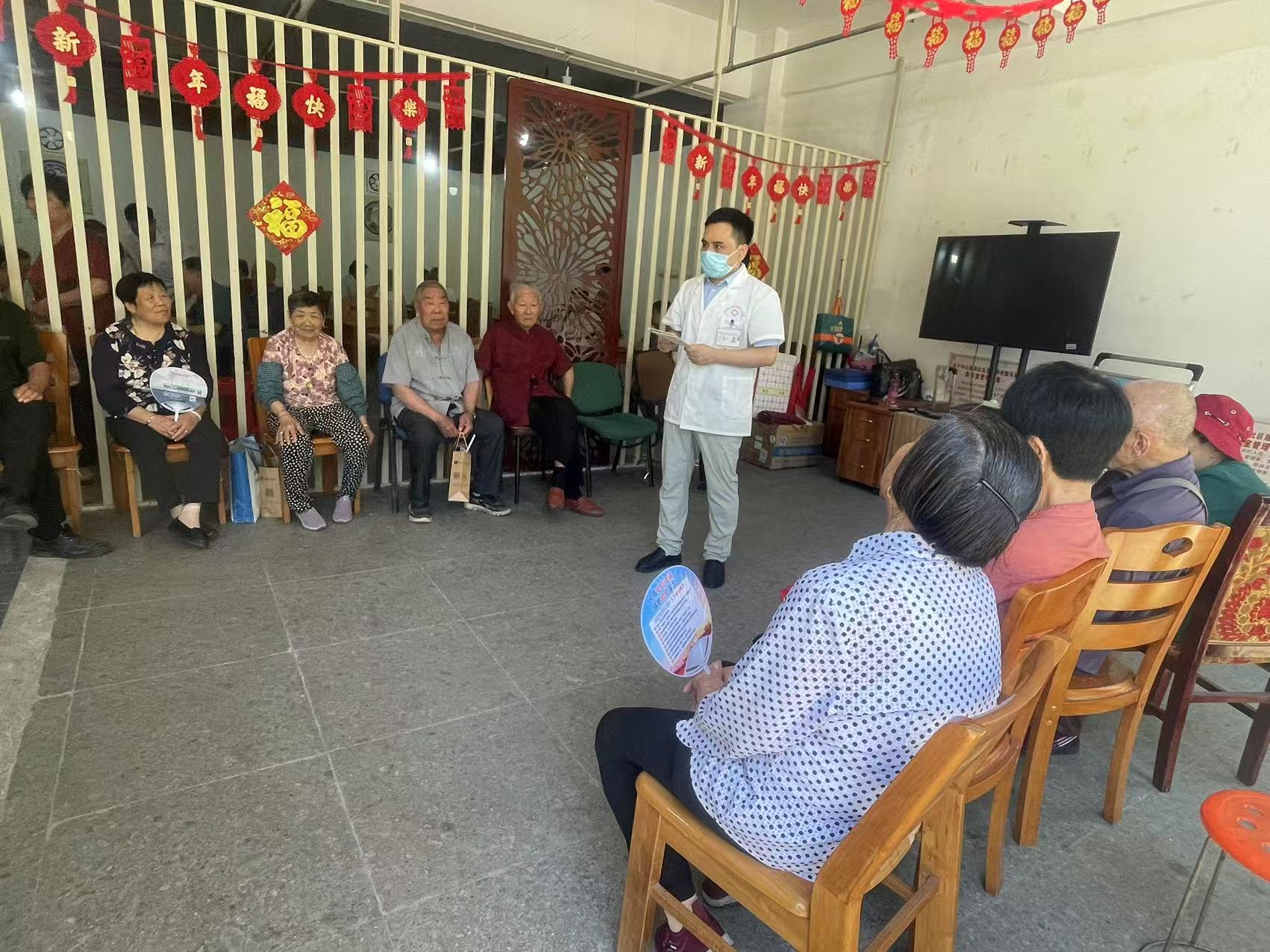 52b60056818ef777bf78d9e44603fad