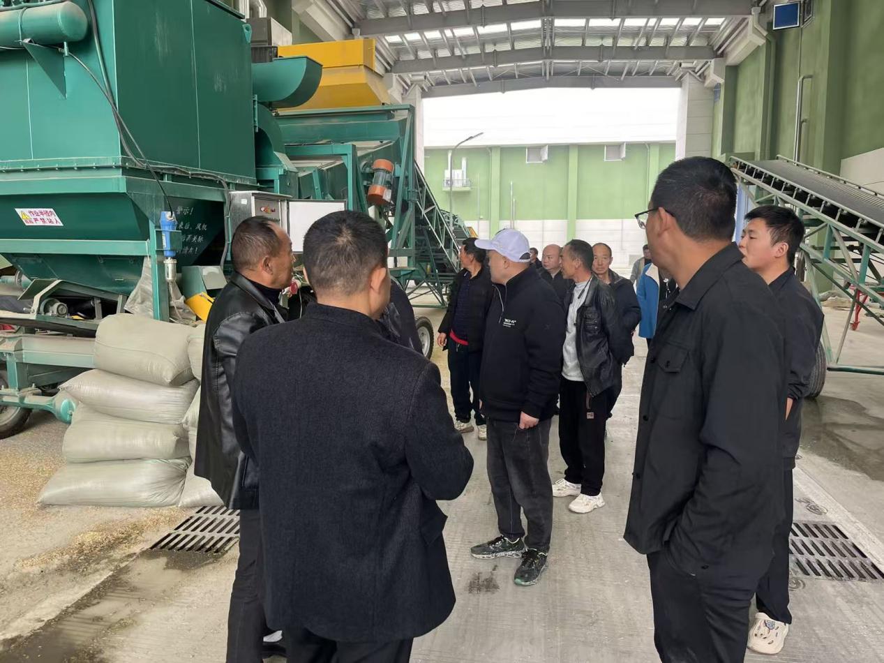 e5e5e8332345cc2c16c3f5f00adcdc06