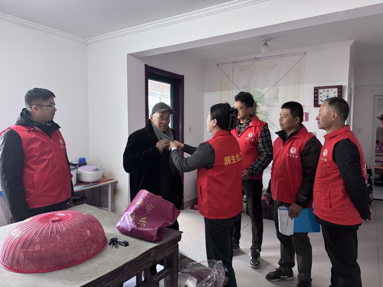 e1d1e5582ef82623c1e9f301b0bc49ac