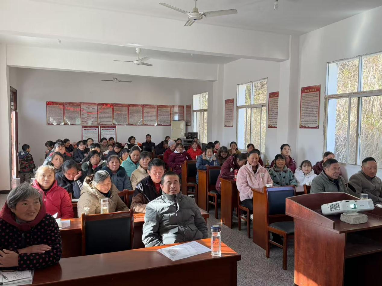 021c8d6b3ca336a27bab34bc4eb441df