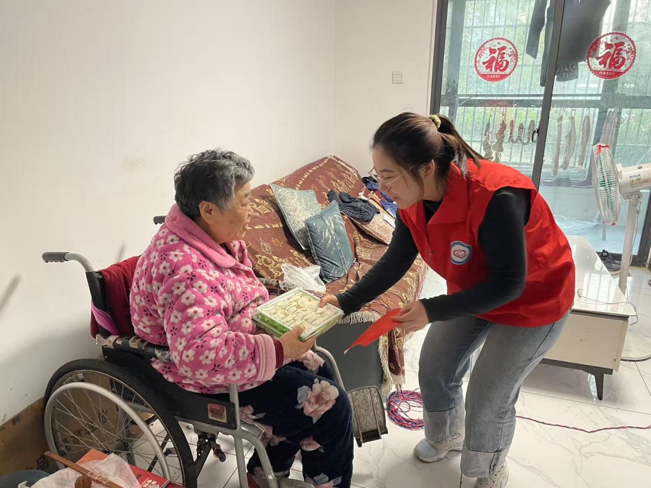 7e4b41c930516bb0d49293179813fdc4