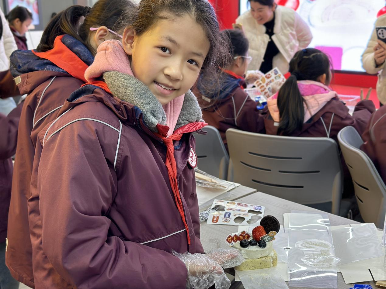 合肥经开区莲花中心柏树郢：甜蜜“食”光幸福加“焙” (3)