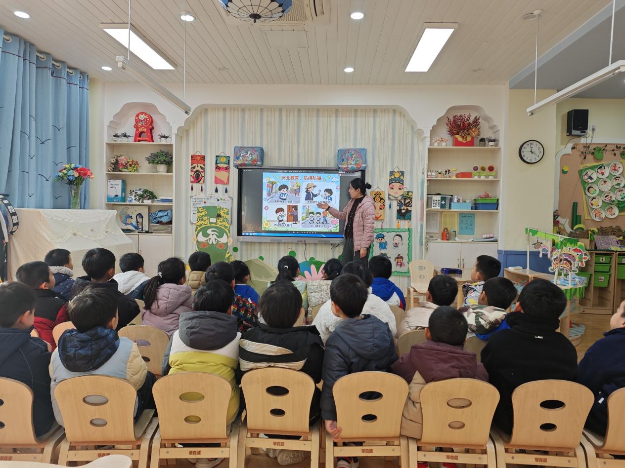 abf1c4786340df4d82448d754ec6b63c