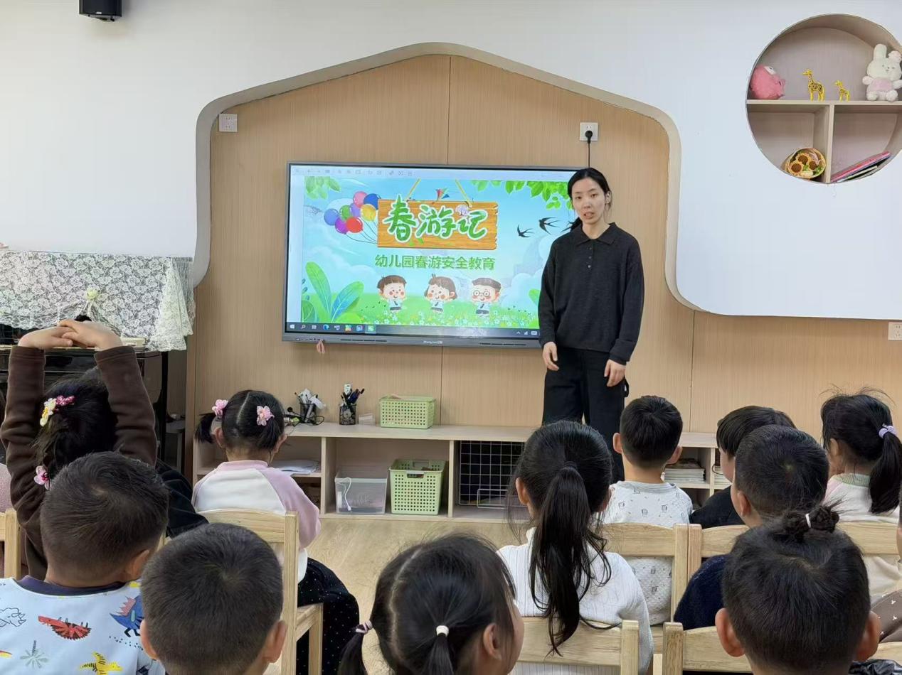 7446779934236e47c85cf4cd42fccb51