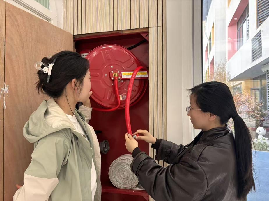 caeeba36a3b828cf2bbb2aeba1f45b83