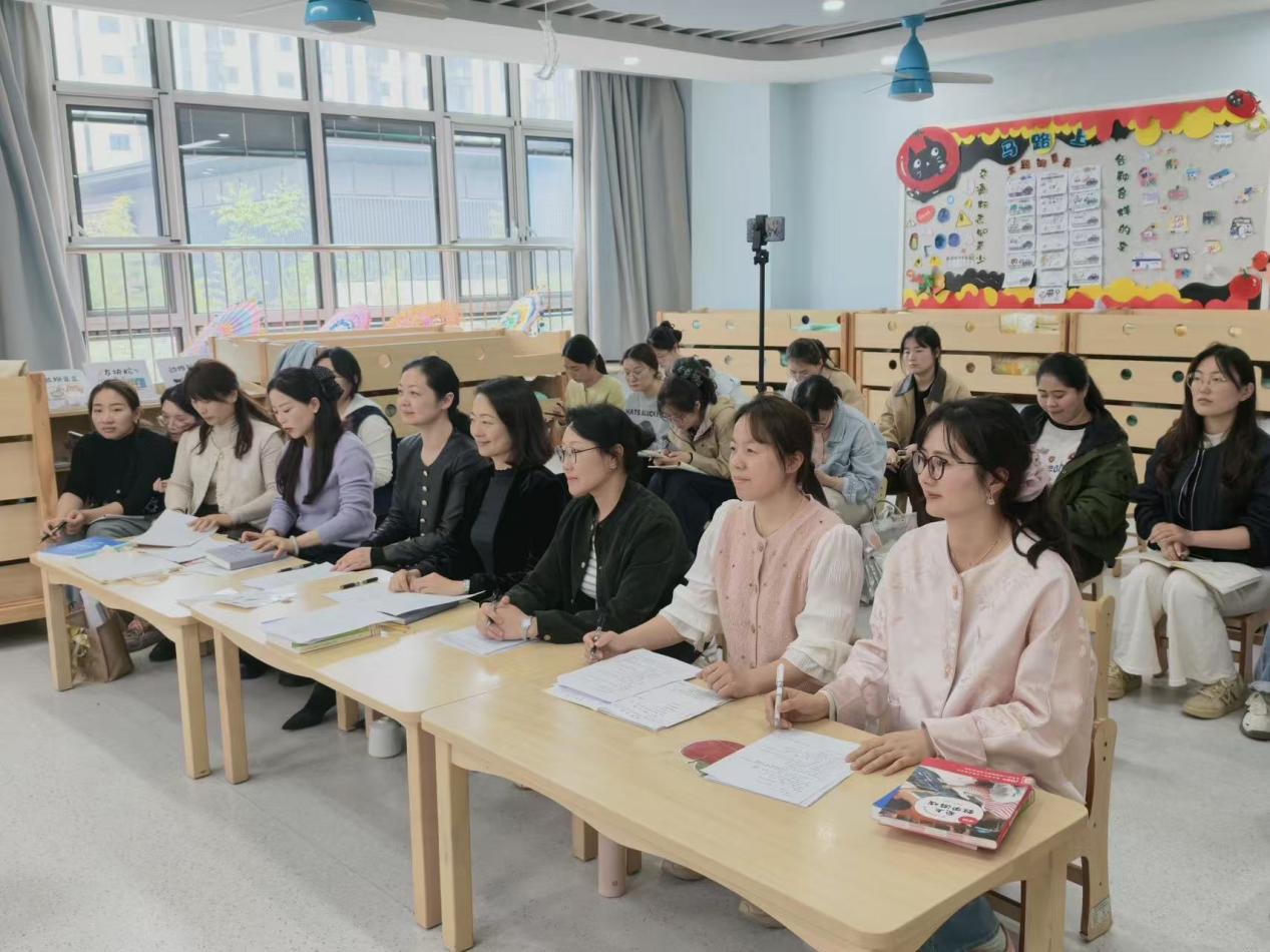 39c49d4db1b56741828c7e05a04c9227