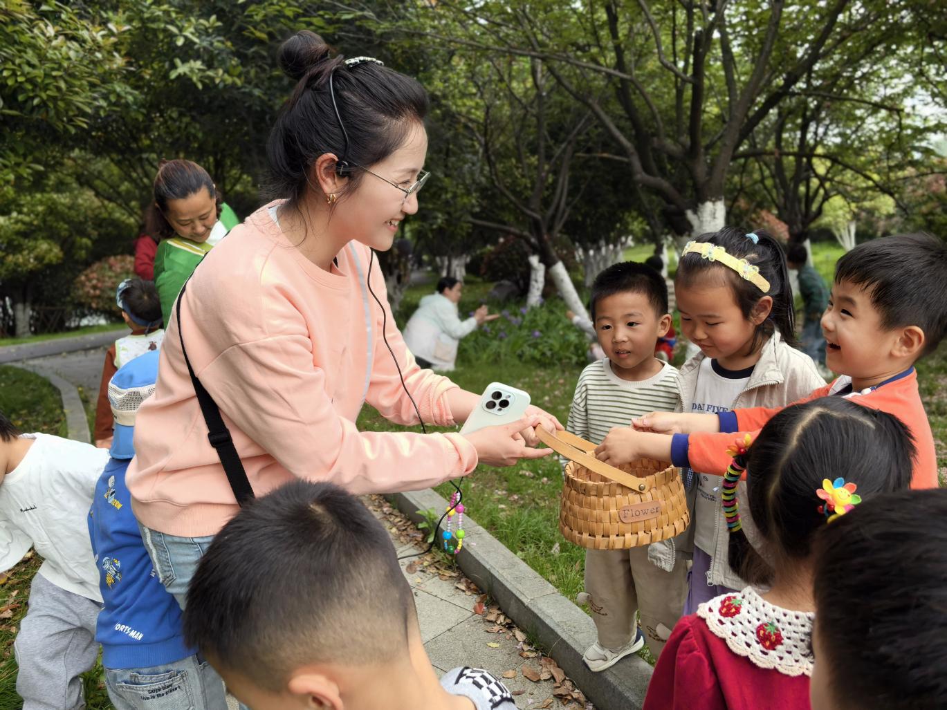 2f03306a71e20a4125f2a5030ebcd055