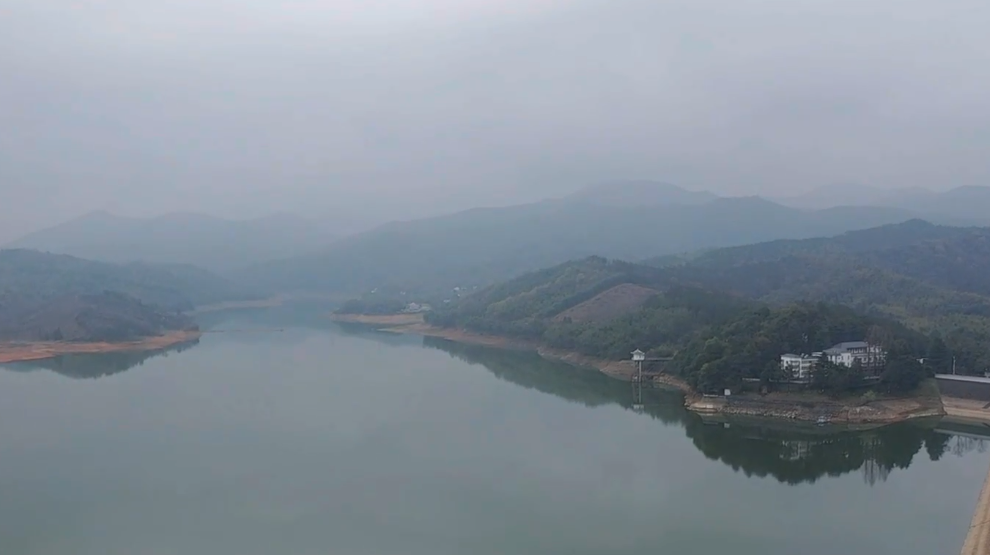 阳春三月，江淮大地春风拂面。3月18日，参加“相约安徽·向春而行”活动的多家媒体记者来到广德县，领略大美皖南风光。.jpg