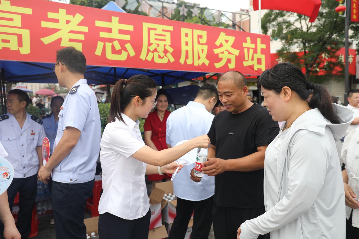 潘昊飞摄2