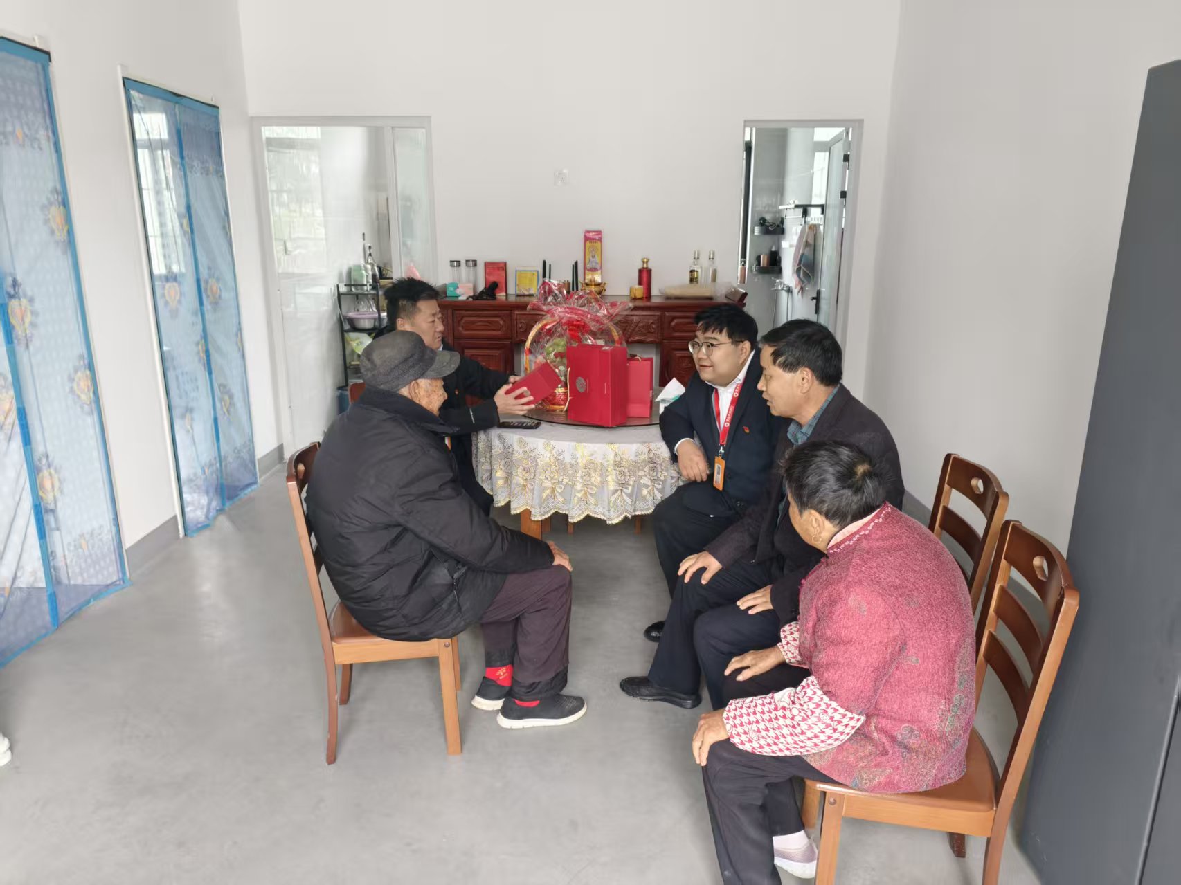 94640fb3c631f051e312f48c842ef403