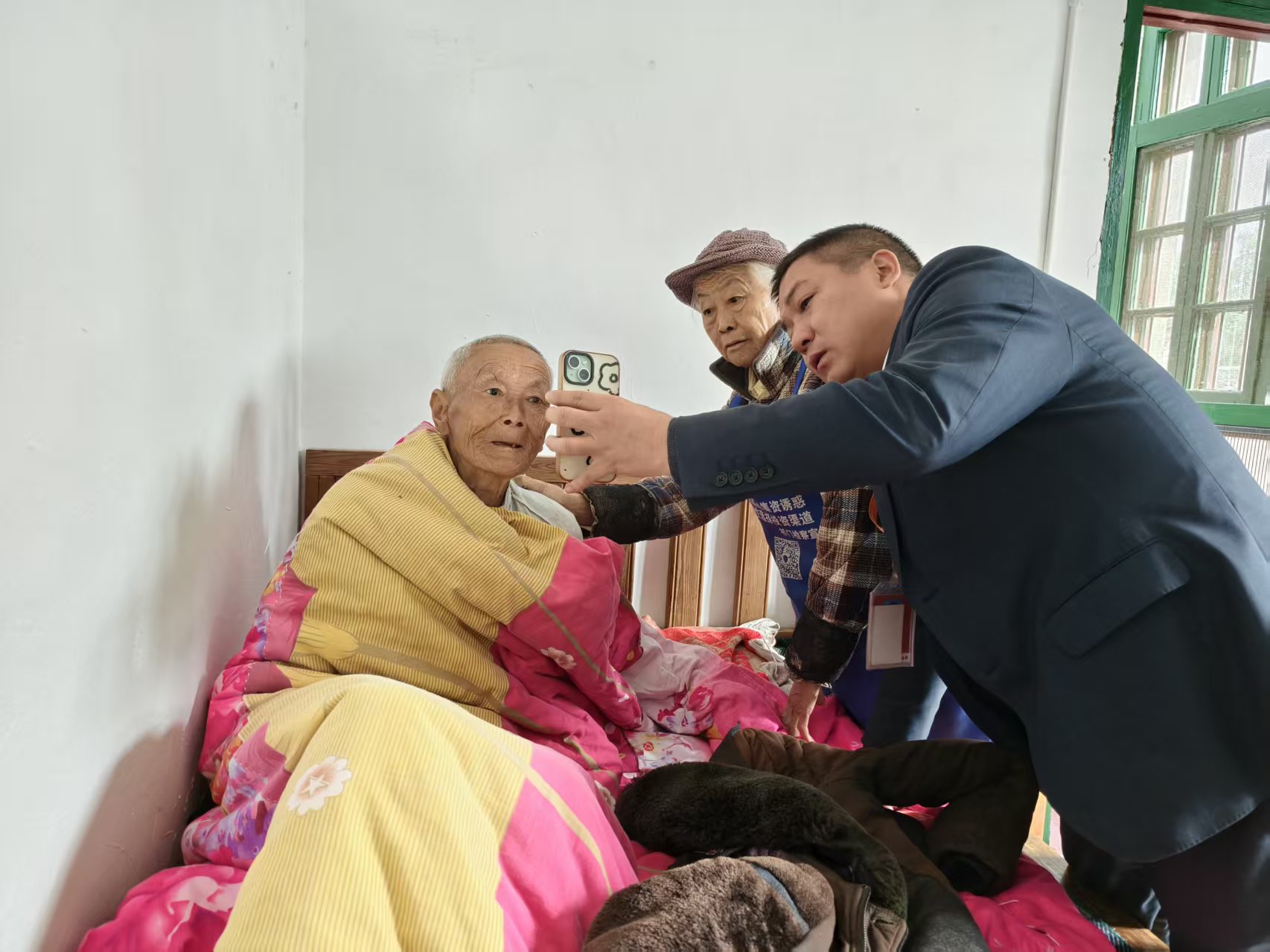 6ce3ebdd9c979480be37c2569bc6b340.jpg 6ce3ebdd9c979480be37c2569bc6b340.jpg