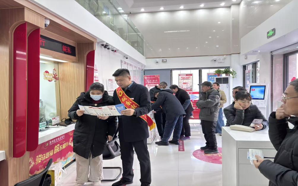 9051235bd1d16ef3b309f9674a3f3893