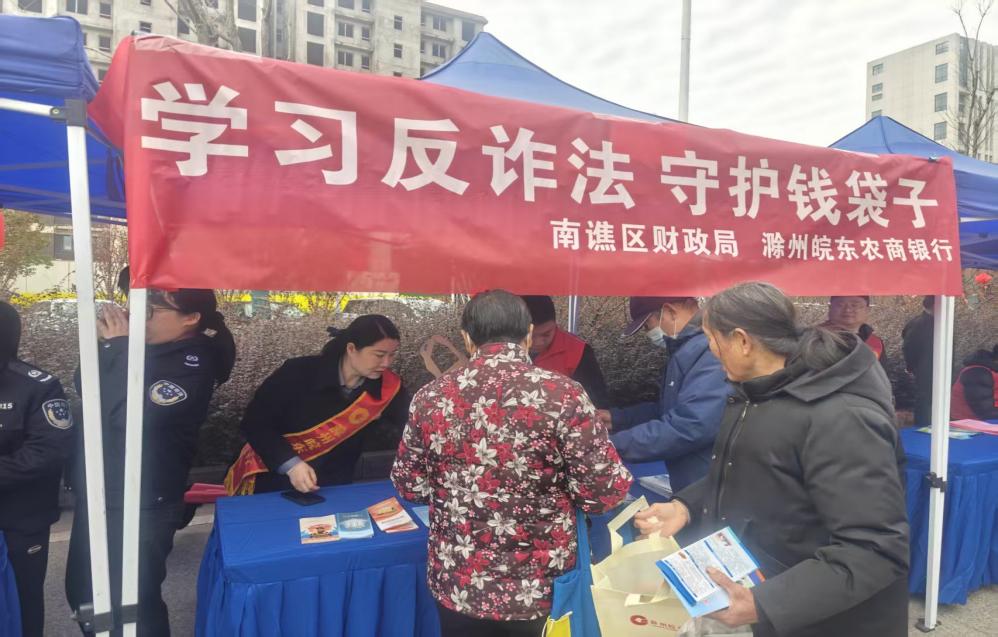 734b3459eae47bf6ab7e6749d2b5d41e