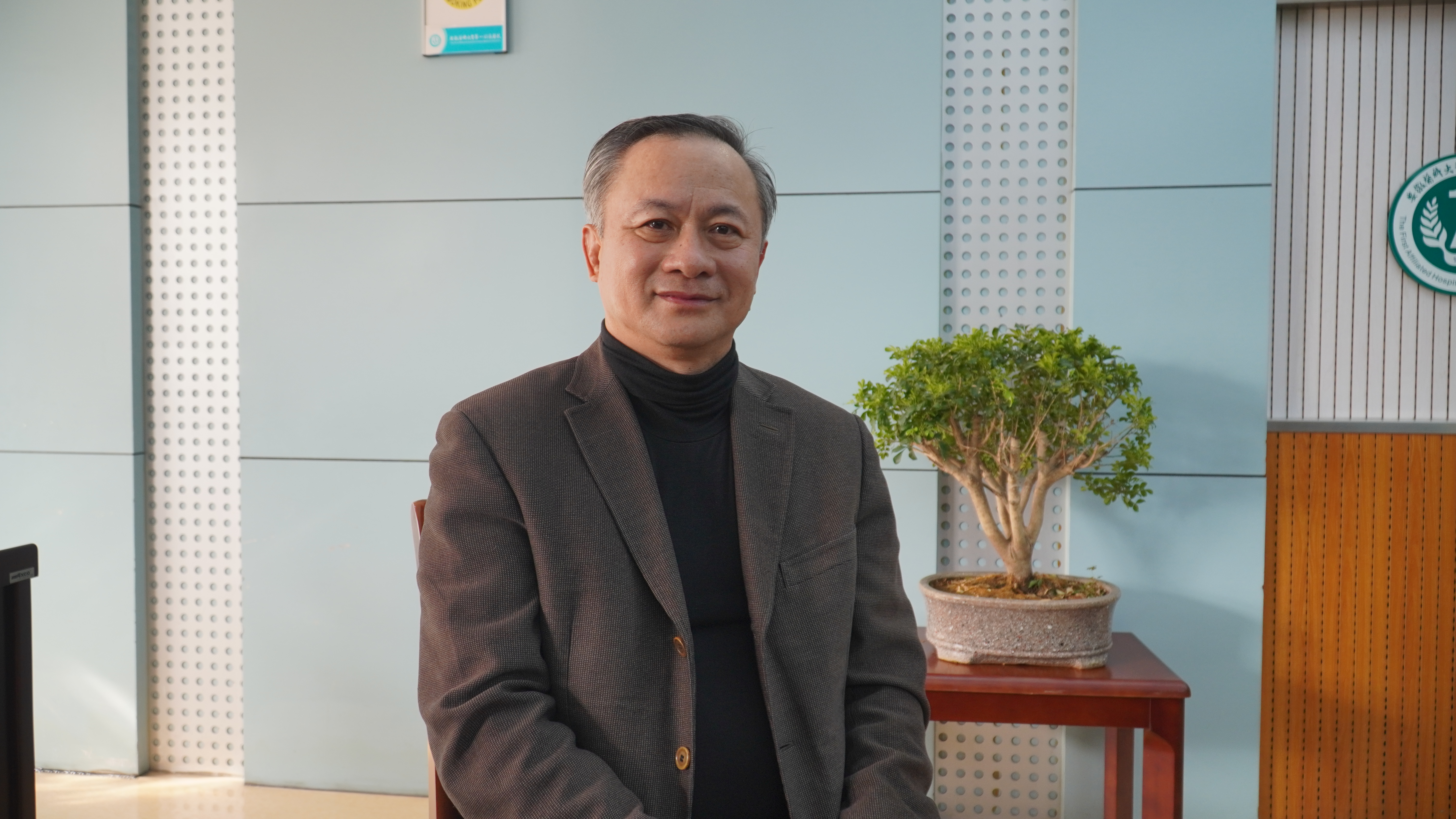 全国政协委员翁建平：让“专业的医生讲正确的科普”，让健康知识“飞入寻常百姓家”